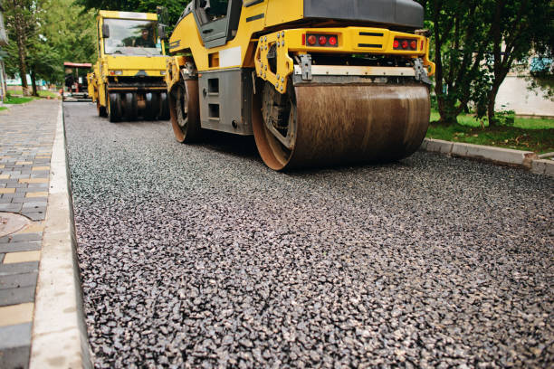 Best Driveway Paving Contractor  in Akron, IN